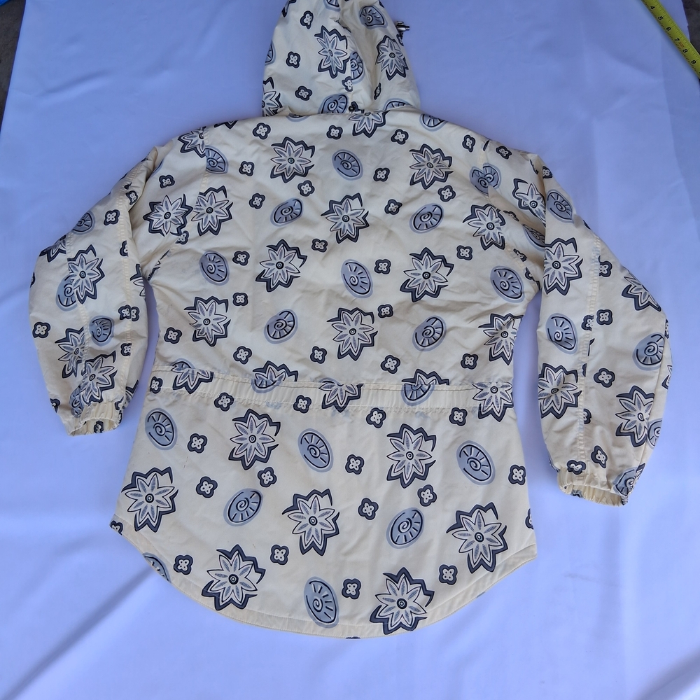 Vintage Womens L.L. Bean Cream Hooded Puffer Jacket with Black Floral Print M. - Picture 9 of 9